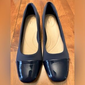 Clarks Marilyn Sara, Navy, Size 10 Women’s Medium